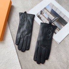 Louis Vuitton Gloves